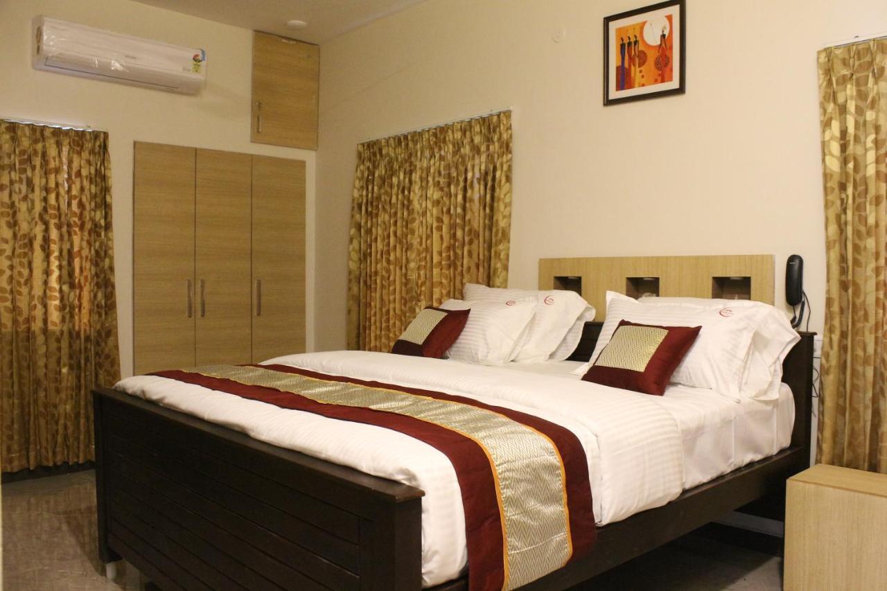 Hotel The Lavish Moon Yercaud Exterior foto
